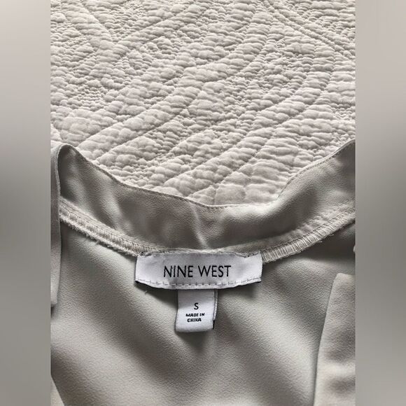 ɗ Nine West Blouse - Picture 6 of 6